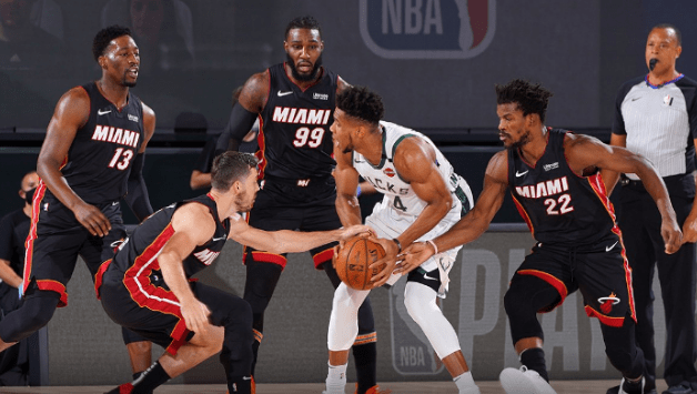  巴特勒25+10+5，热火送雄鹿赛季第三败  
